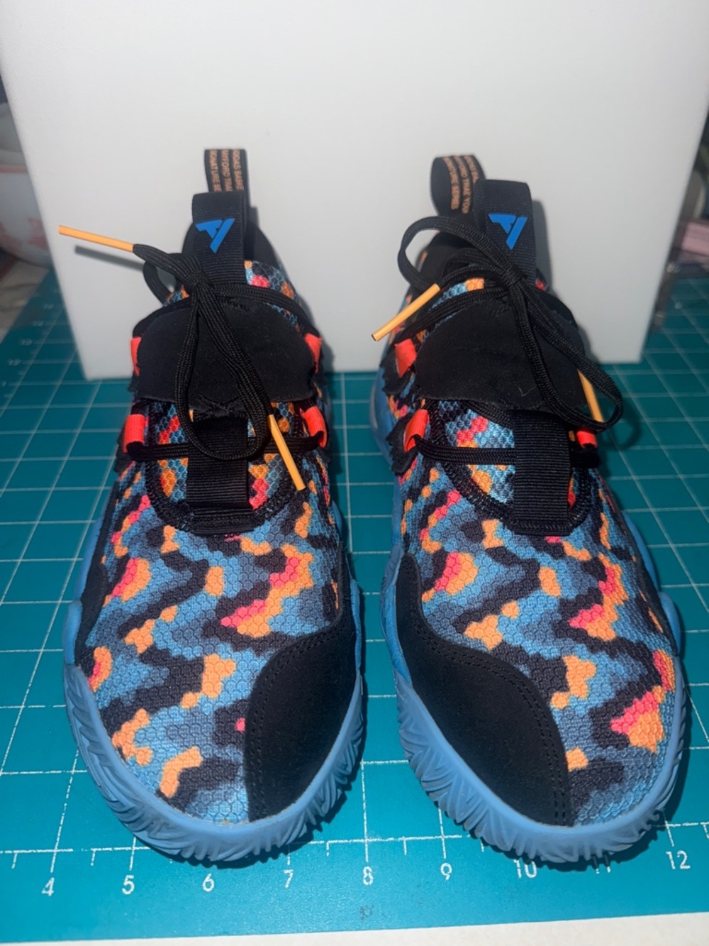 Adidas Blue Trae Young 1 Blue Pixels Signature Series Basketball Shoes Men’s 7.5